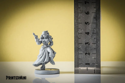 Shelly - 3D Printed Miniature - Fantasy Miniature - Tabletop Miniature - D&D - RN Estudio