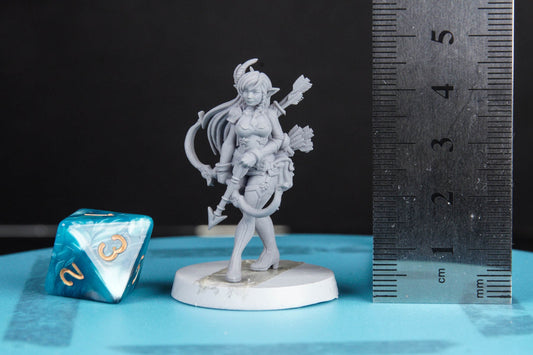 Elaine - 3D Printed Miniature - Fantasy Miniature - Tabletop Miniature - D&D - RN Estudio