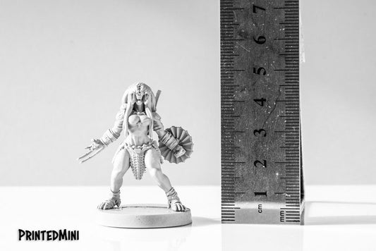 Feral Vixen Berserk Skull Hunter - 3D Printed Miniature - Sci-Fi Miniature - D&D- Papsikel