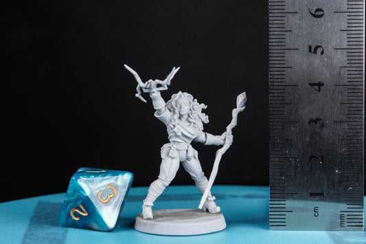 Apprentice arcanist 4 - 3D Printed Miniature - Fantasy Miniature - Tabletop Miniature - D&D - Artisan Guild