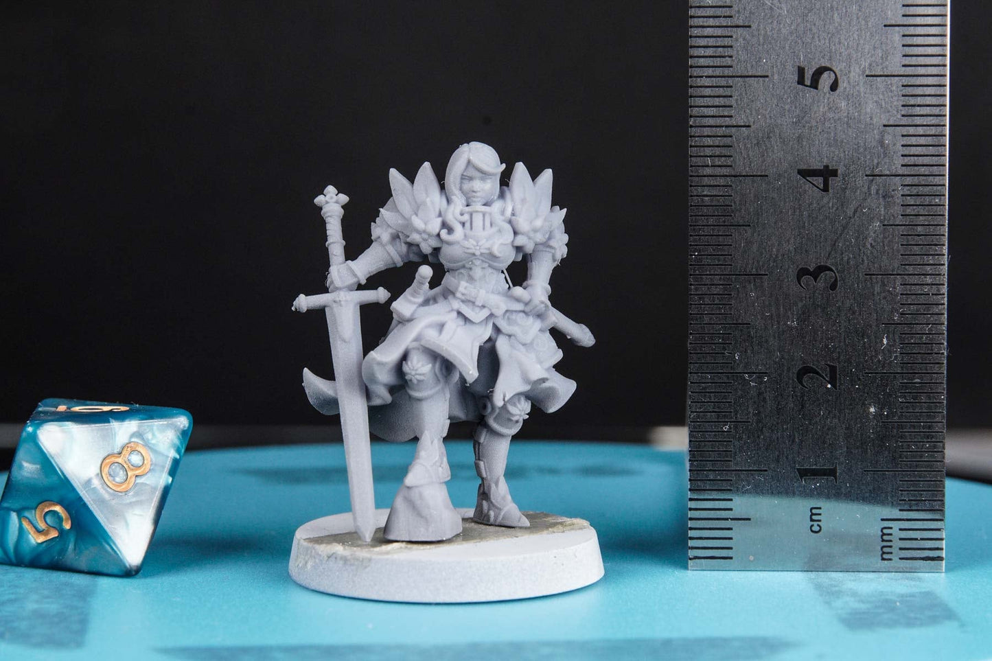 Angeline - 3D Printed Miniature - Fantasy Miniature - Tabletop Miniature - D&D - RN Estudio