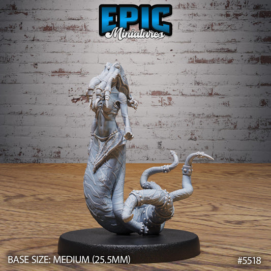 Deepmaid - Resin Miniature - Tabletop miniature - Fantasy Miniature - 32mm - D&D - Sci-fi Miniature - Rescale