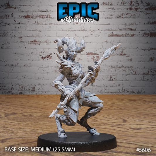 Tree Dryad - Resin Miniature - Tabletop miniature - Fantasy Miniature - 32mm - D&D - Sci-fi Miniature